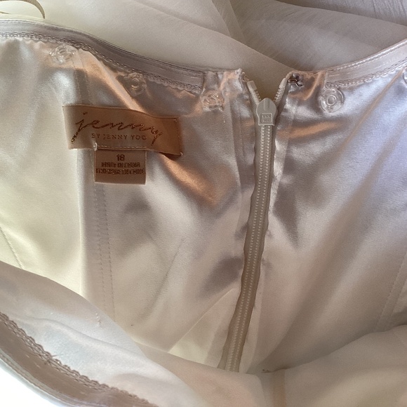 Jenny Yoo Noa wedding dress - Picture 5 of 11